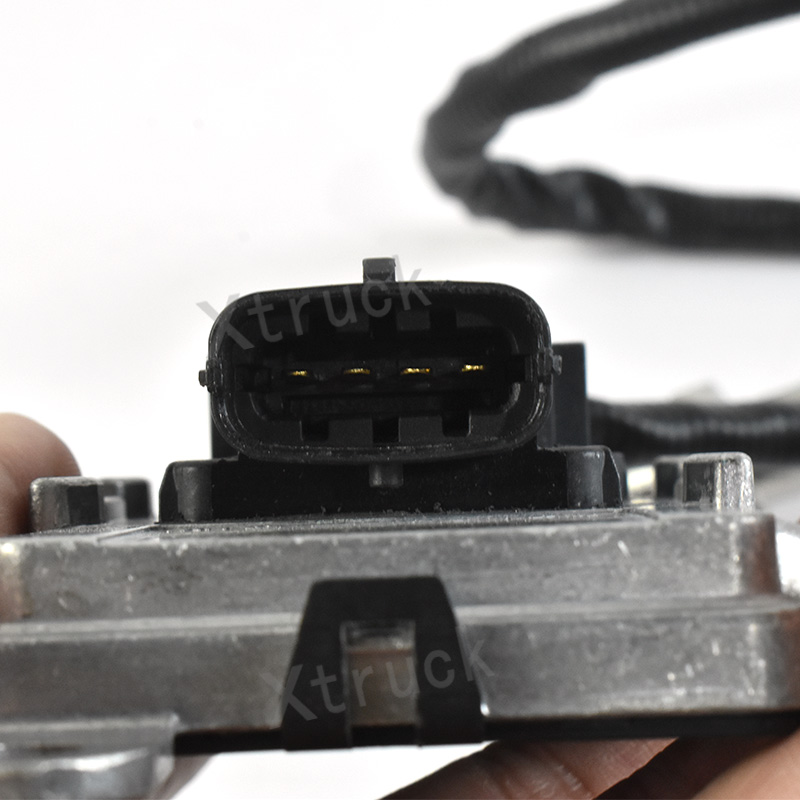 Xtruck Nitrogen Oxgen Senor A2C93782800- 02 5WK97371